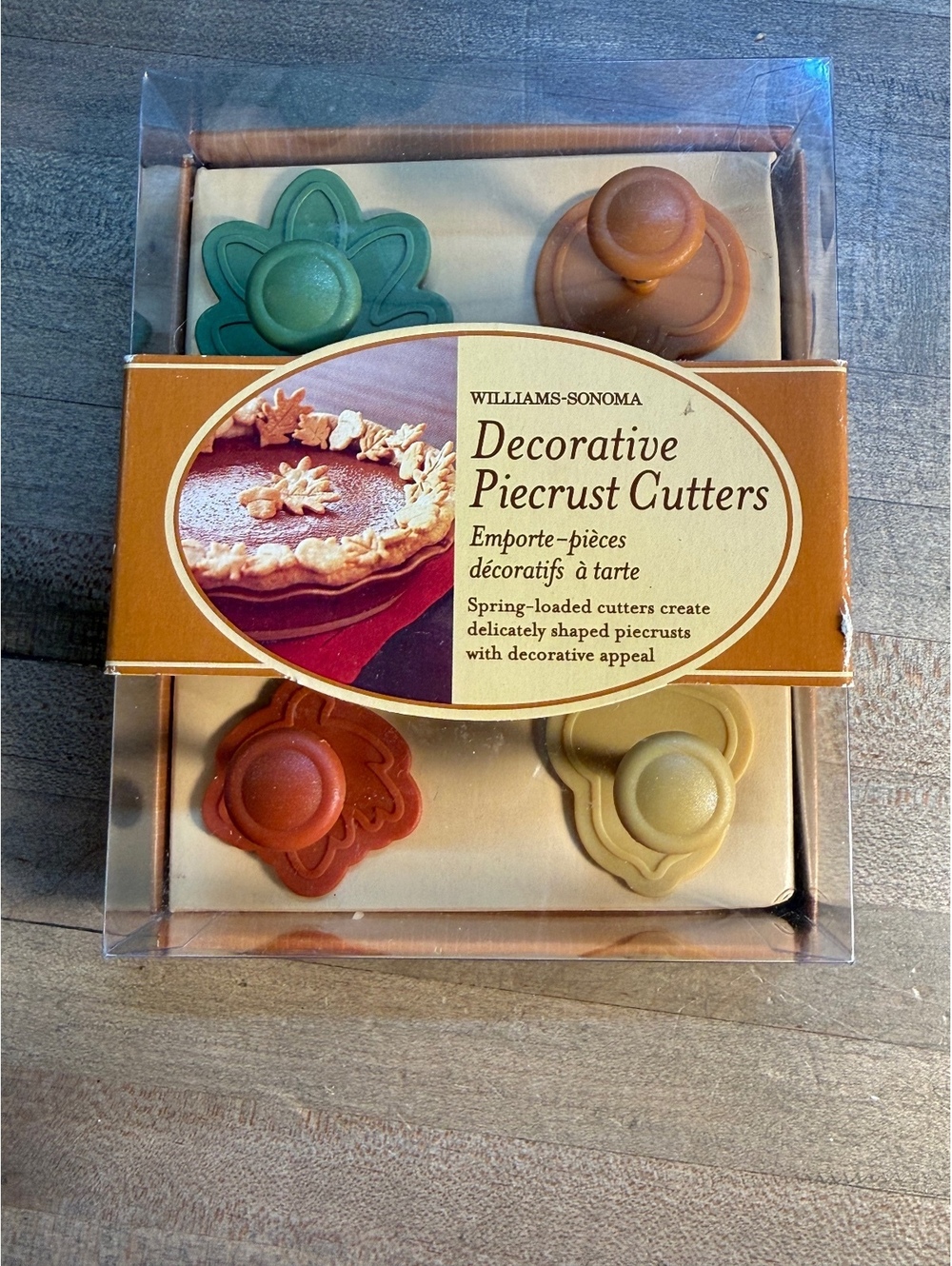 Williams Sonoma Decorative Piecrust Cutters Set of 4 (B13/114)